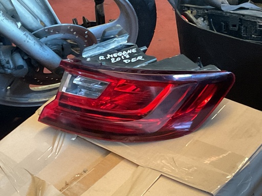 [Sin referencia] Piloto exterior derecho renault megane IV