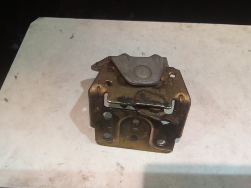 Cerradura maletero seat marbella '96