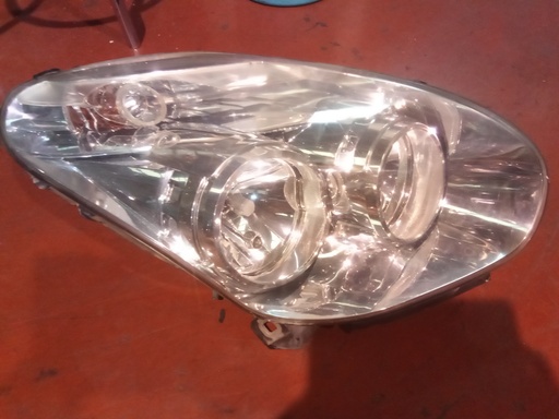 Faro delantero derecho Opel combo '13