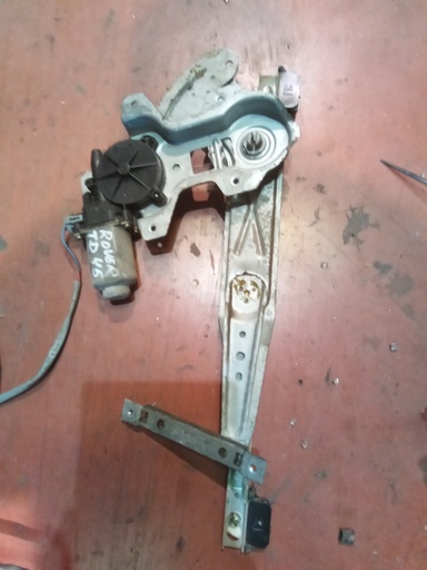 Elevalunas trasero derecho rover 400 '00