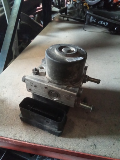 [5wk8412] Módulo ABS Suzuki ignis '04