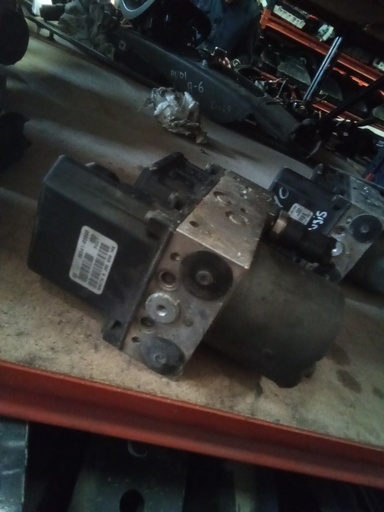 [8954105090 8954105100] Módulo ABS Toyota avensis '05