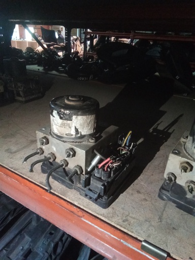 [2m512m110ee 2m512m110eb] Módulo ABS Ford focus '01