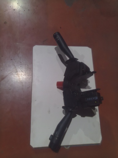 Mando multifuncion ford scort '94