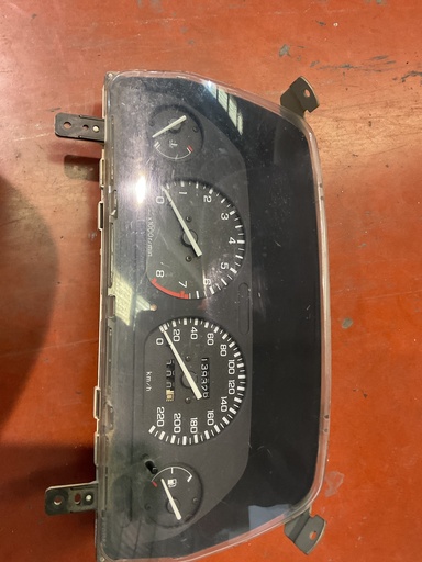 [AR0025006] Cuadro instrumentos rover 200 año 97