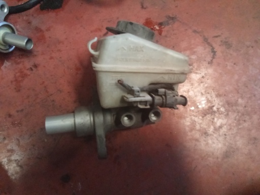 Bomba de freno Opel Astra h 1.9 cdti '08