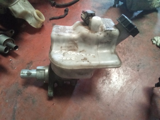 Bomba de freno Ford tránsit 2.2 '07