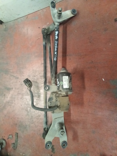 [981003e000] Motor limpia delantero Kia Sorento '04