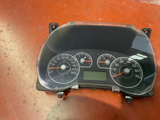 [Sin referencia] Cuadro instrumentos fiat grande punto 2008