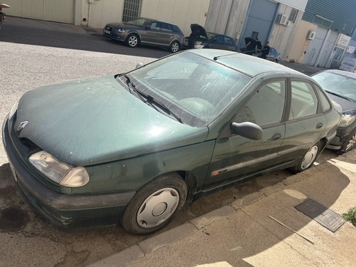 [G-F3P] 0487 RENAULT LAGUNA 1.8i 1994