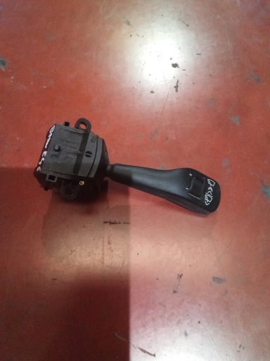 [8363664] Mando de limpiaparabrisas BMW Serie 3 E46 '03