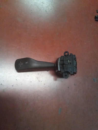 [8363668] Mando de intermitentes BMW Serie 3 E46 '03