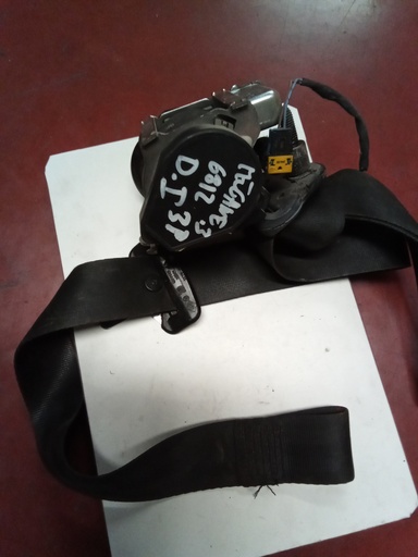 Cinturon delantero izquierdo renault megane '09