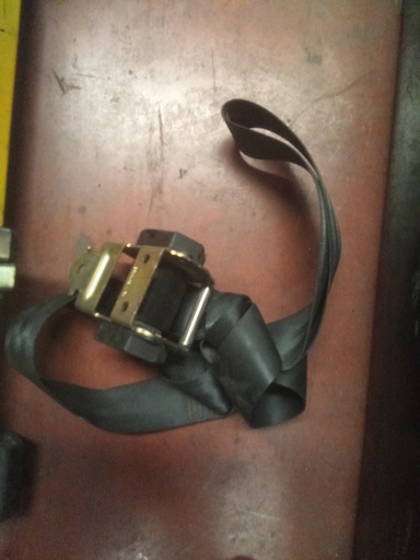 Cinturon trasero derecho citroen c4 '07